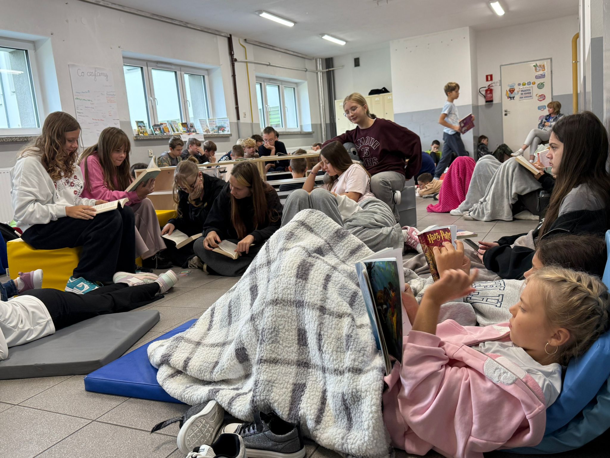 Czytanie pod chmurką…książki, kreatywność i dobra zabawa!